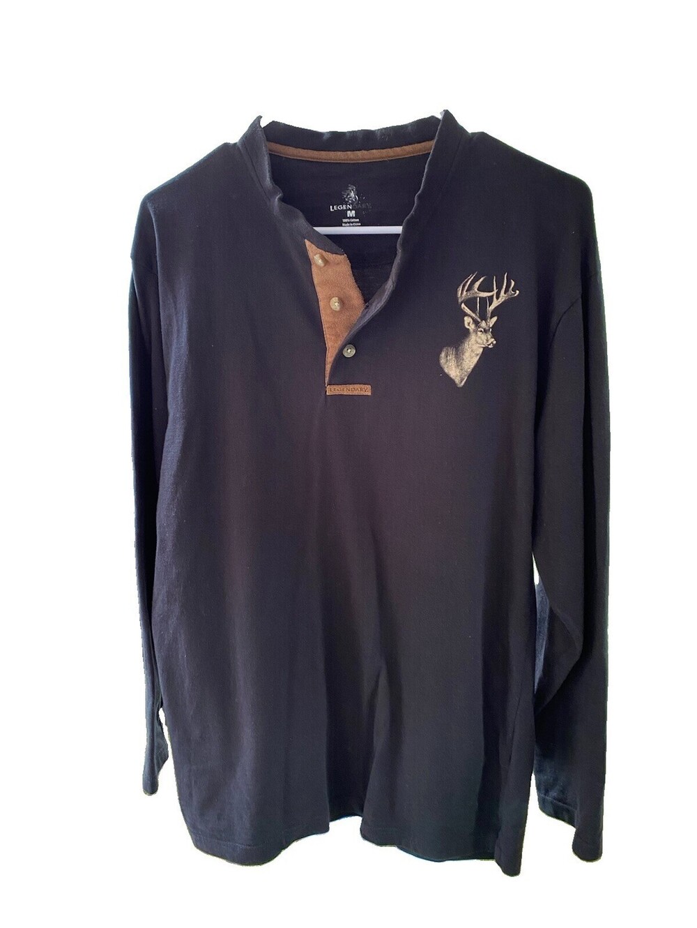 Legendary Whitetails Men's Black Long Sleeve Shirt Size Medium Deer Outdoors